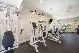 5430 Eagles Point Cir, Sarasota, FL 34231 - Photo 22