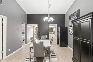 9677 86th Ave, Seminole, FL 33777 - Photo 8