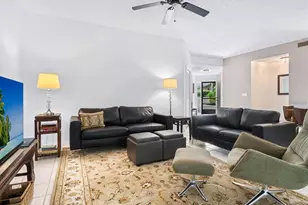 1678 Starling Dr, Sarasota, FL 34231 - Photo 8