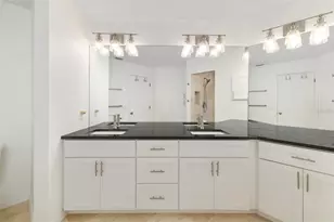 1678 Starling Dr, Sarasota, FL 34231 - Photo 20