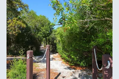 1678 Starling Drive #102, Sarasota, FL 34231 - Photo 54