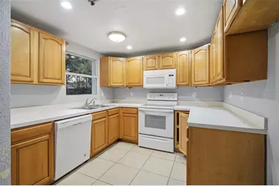 8421 47th Street N, Pinellas Park, FL 33781 - Photo 14