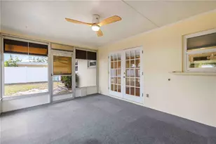 2705 Amanda Dr, Sarasota, FL 34232 - Photo 44