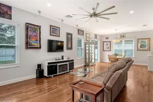 6659 38th Ln E, Sarasota, FL 34243 - Photo 10