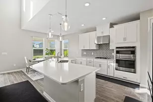 9312 Tequila Sunrise Dr, Sarasota, FL 34241 - Photo 16