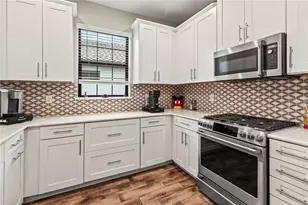 14655 Derna Ter, Bradenton, FL 34211 - Photo 8