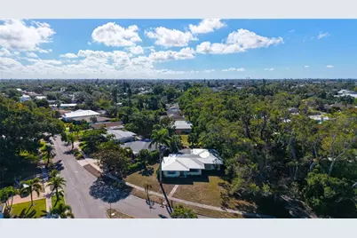 640 Park Drive, Bradenton, FL 34209 - Photo 6