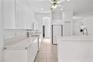 6011 Chaparral Ave, Sarasota, FL 34243 - Photo 12