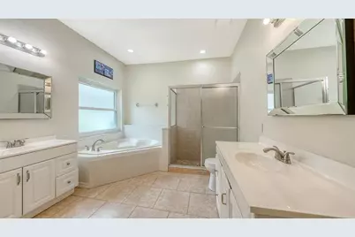 208 36th Street NE, Bradenton, FL 34208 - Photo 20