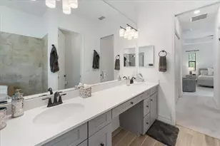 5713 Cheech Gln, Lakewood Ranch, FL 34211 - Photo 36
