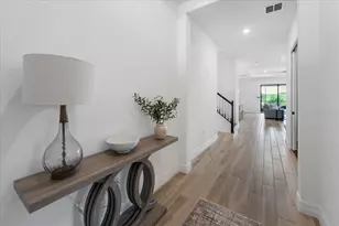 5713 Cheech Gln, Lakewood Ranch, FL 34211 - Photo 6