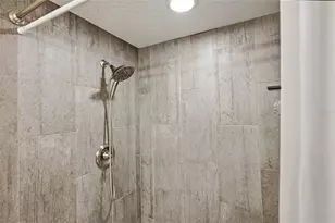 321 108th St W, Bradenton, FL 34209 - Photo 14