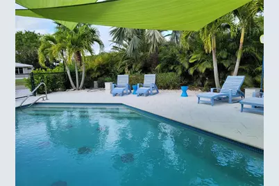 8010 Marina Drive, Holmes Beach, FL 34217 - Photo 2