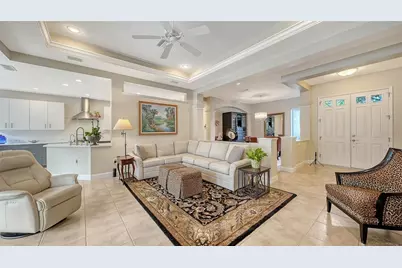 4855 Carrington Circle, Sarasota, FL 34243 - Photo 8