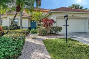 4855 Carrington Cir, Sarasota, FL 34243 - Photo 4