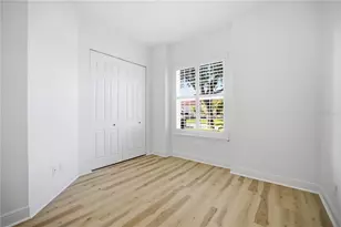 6507 41st Ct E, Sarasota, FL 34243 - Photo 20