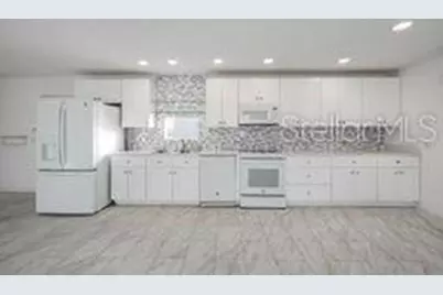 8411 Morgan Drive, Sarasota, FL 34238 - Photo 8