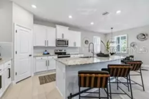 17715 Cantarina Cove, Lakewood Ranch, FL 34211 - Photo 4