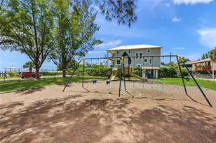 7100 Gulf Dr, Holmes Beach, FL 34217 - Photo 40