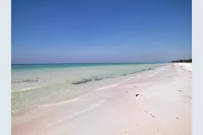 108 9th Street S #E, Bradenton Beach, FL 34217 - Photo 26