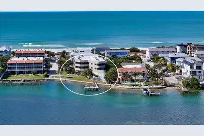 108 9th Street S #E, Bradenton Beach, FL 34217 - Photo 2