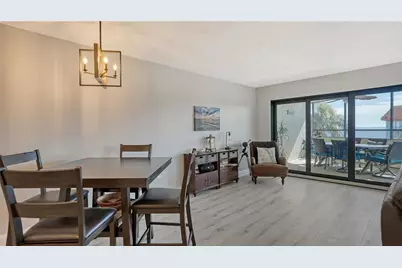 108 9th Street S #E, Bradenton Beach, FL 34217 - Photo 10