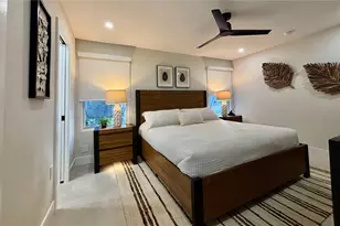 6063 E Peppertree Way, Sarasota, FL 34242 - Photo 12