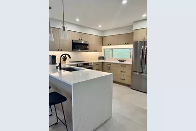 6063 E Peppertree Way #111, Sarasota, FL 34242 - Photo 8