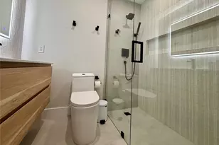 6063 E Peppertree Way, Sarasota, FL 34242 - Photo 16