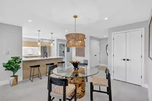 6063 E Peppertree Way, Sarasota, FL 34242 - Photo 6