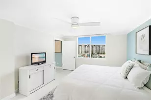 101 S Gulfstream Ave, Sarasota, FL 34236 - Photo 12