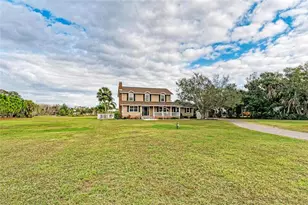 1914 24th Ave W, Palmetto, FL 34221 - Photo 4