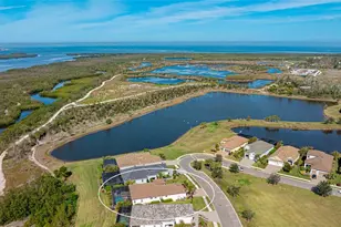 413 Wildlife Gln, Bradenton, FL 34209 - Photo 8