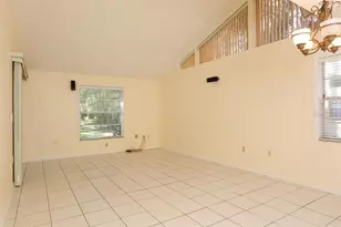 4755 Village Gardens Dr, Sarasota, FL 34234 - Photo 6