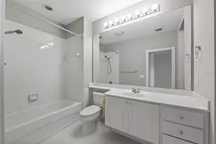 7665 Bergamo Ave, Sarasota, FL 34238 - Photo 8