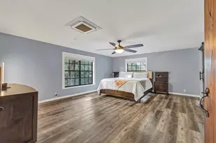 2308 Shadow Oaks Rd, Sarasota, FL 34240 - Photo 30