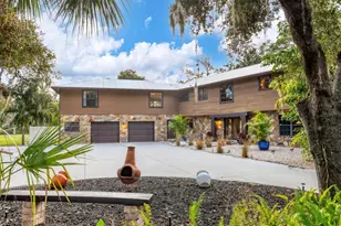 2308 Shadow Oaks Rd, Sarasota, FL 34240 - Photo 4