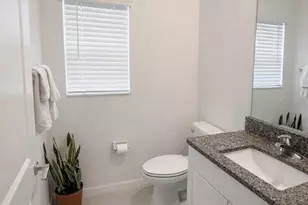 4545 Tuscan Loon Dr, Tampa, FL 33619 - Photo 6