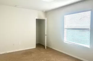 8640 Milestone Dr, Sarasota, FL 34238 - Photo 10