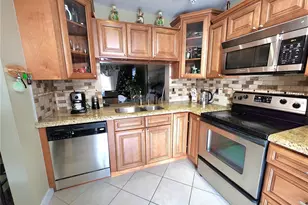 3801 Carambola Cir N, Coconut Creek, FL 33066 - Photo 8