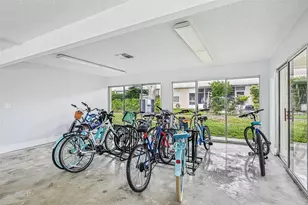 2727 75th St W, Bradenton, FL 34209 - Photo 24