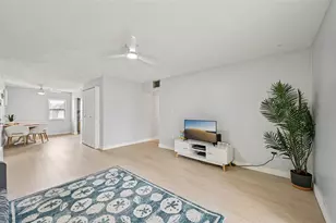 2727 75th St W, Bradenton, FL 34209 - Photo 6