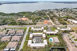 2727 75th St W, Bradenton, FL 34209 - Photo 22