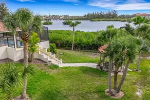 102 Brenda Ln, Nokomis, FL 34275 - Photo 10