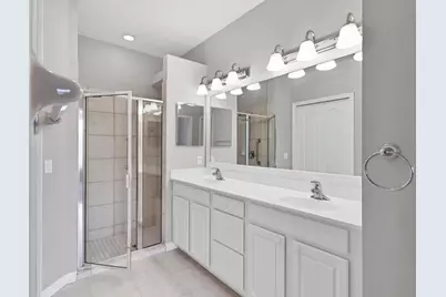 7021 Woodmore Terrace, Lakewood Ranch, FL 34202 - Photo 24