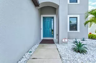 9312 Tequila Sunrise Dr, Sarasota, FL 34241 - Photo 4