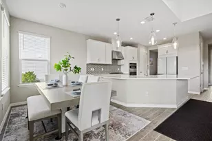 9312 Tequila Sunrise Dr, Sarasota, FL 34241 - Photo 20