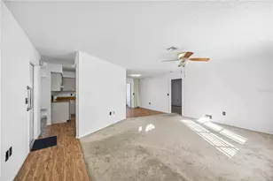 80 Circlewood Dr, Venice, FL 34293 - Photo 6