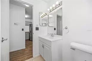 80 Circlewood Dr, Venice, FL 34293 - Photo 16