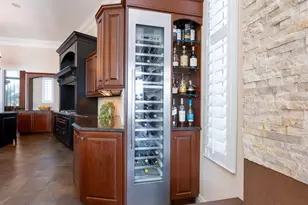 1500 Caribbean Dr, Sarasota, FL 34231 - Photo 18